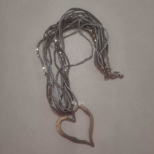 SILVER COLORED BEADED NECKLACE WITH HEART