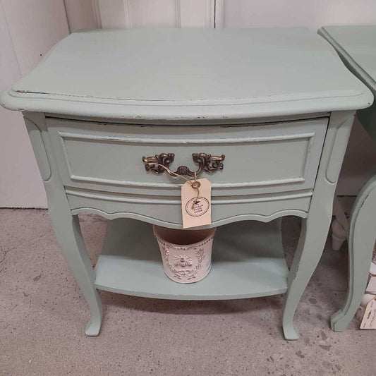 Vintage Accent Table/Drawer