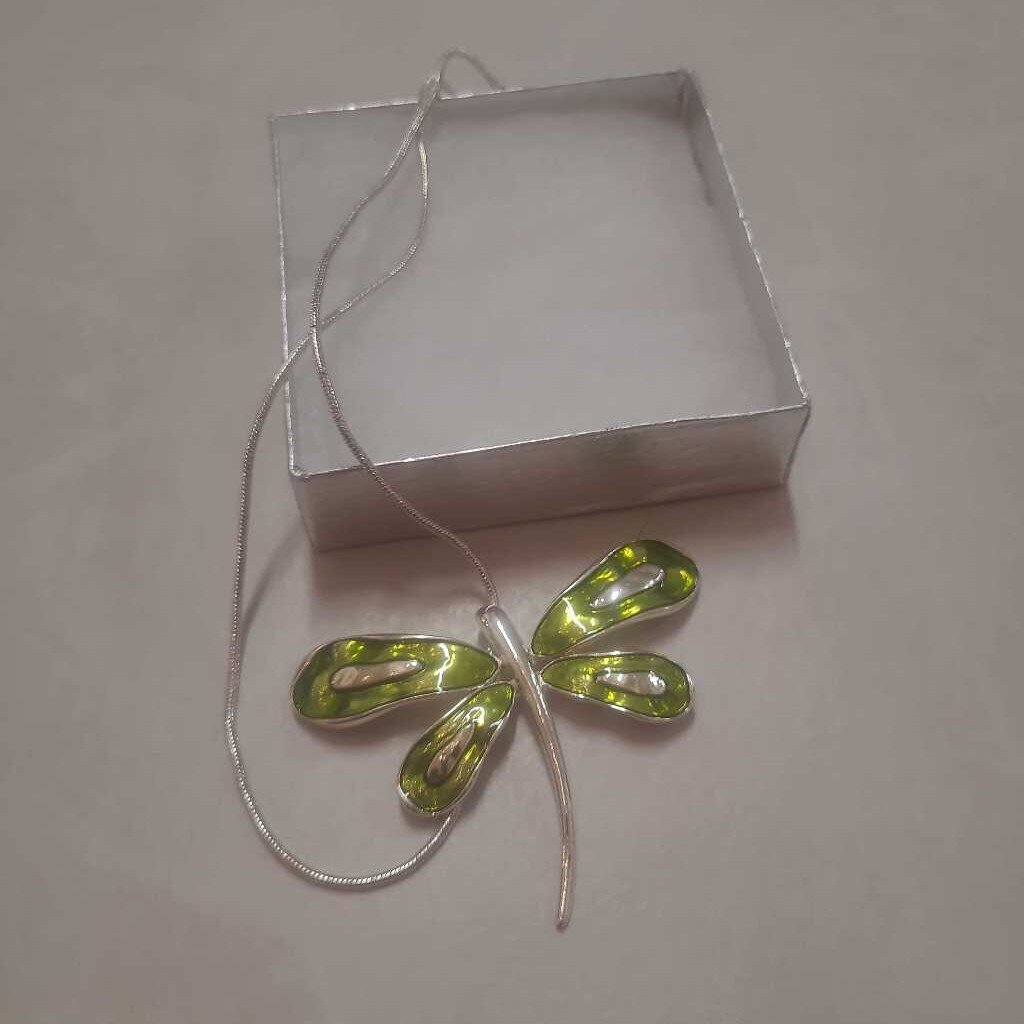 GREEN & SILVER BUTTERFLY NECKLACE