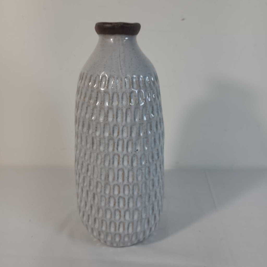 WHITE SPECKLED VASE