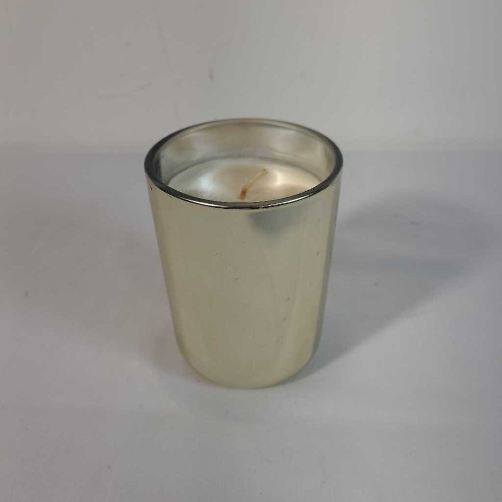 GOLDEN SHORTBREAD CANDLE