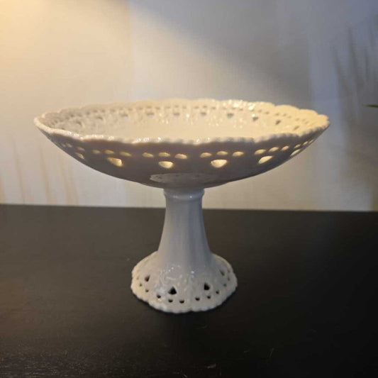 CREAM LACE SKYE MCGHIE PEDESTAL DISH