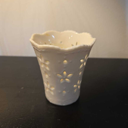 CREAM LACE SKYE MCGHIE TOOTHPICK HOLDER