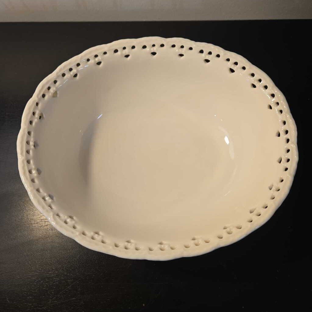 CREAM LACE SKYE MCGHIE OVAL SERVING BOWL