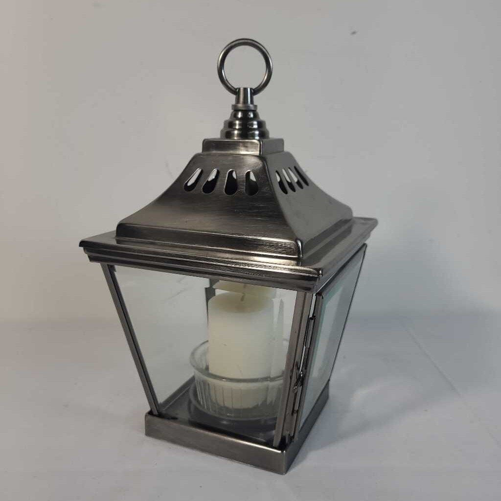 SILVER LANTERN W/CANDLE