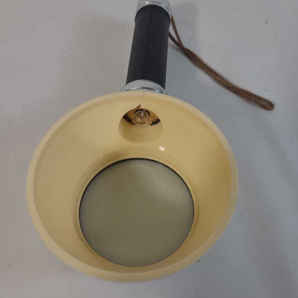 VTG LIGHT UP MAGNIFYING GLASS