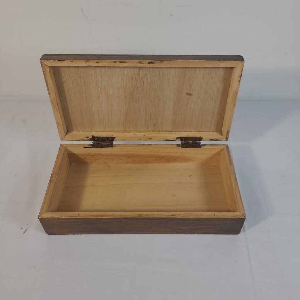 WOOD BOX