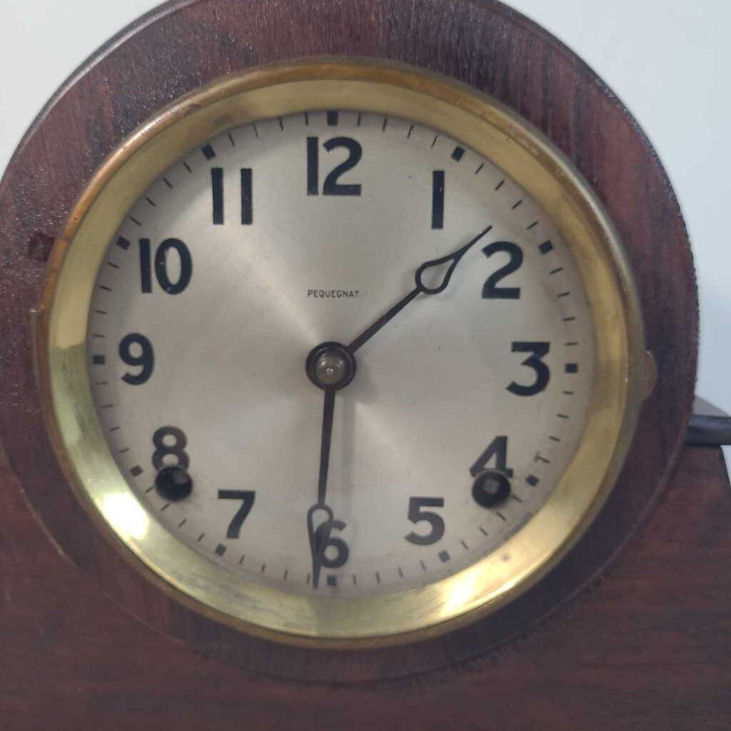 VTG SUPREME EIGHT DAY MANTEL CLOCK