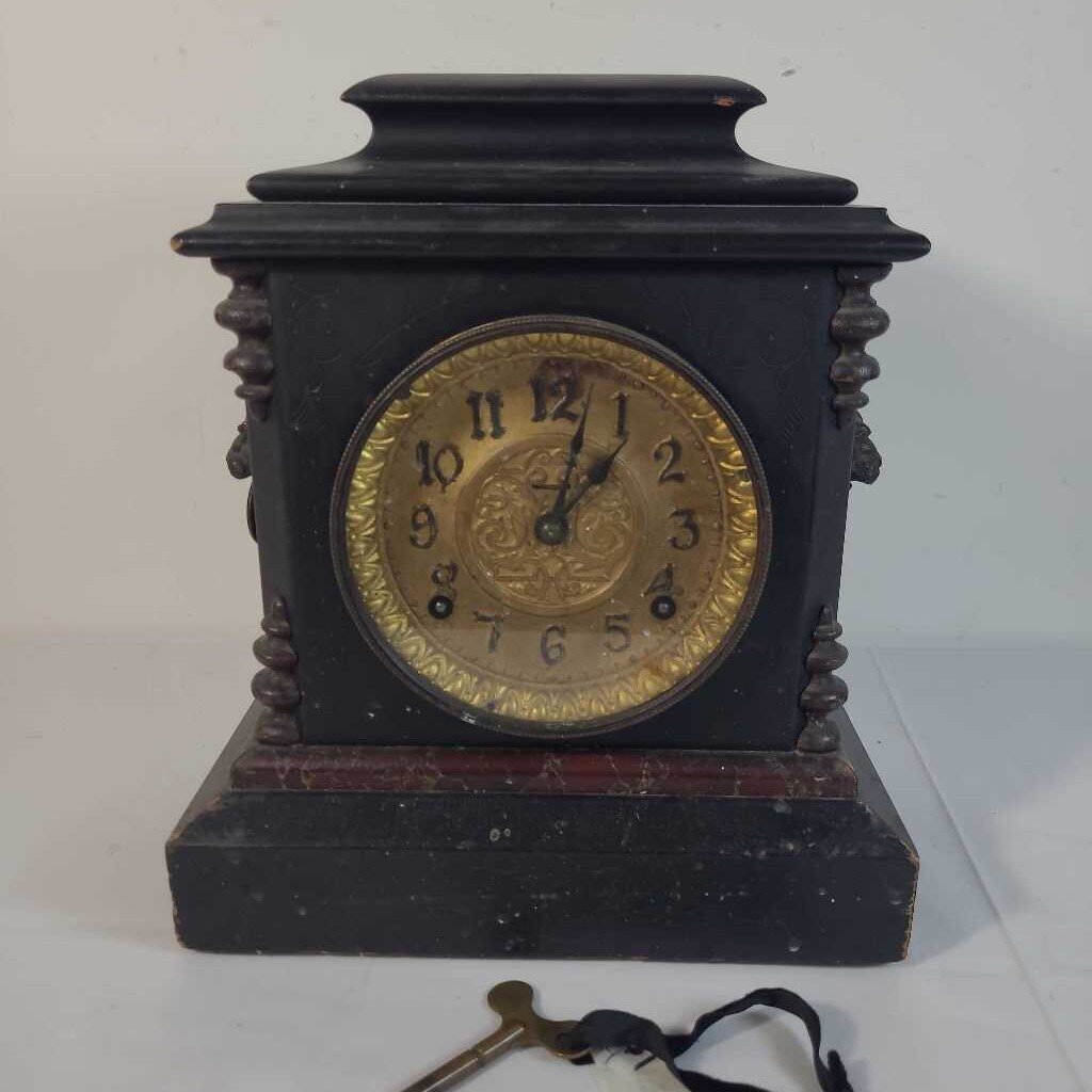 VTG E. INGRAHAM CO. MANTEL CLOCK