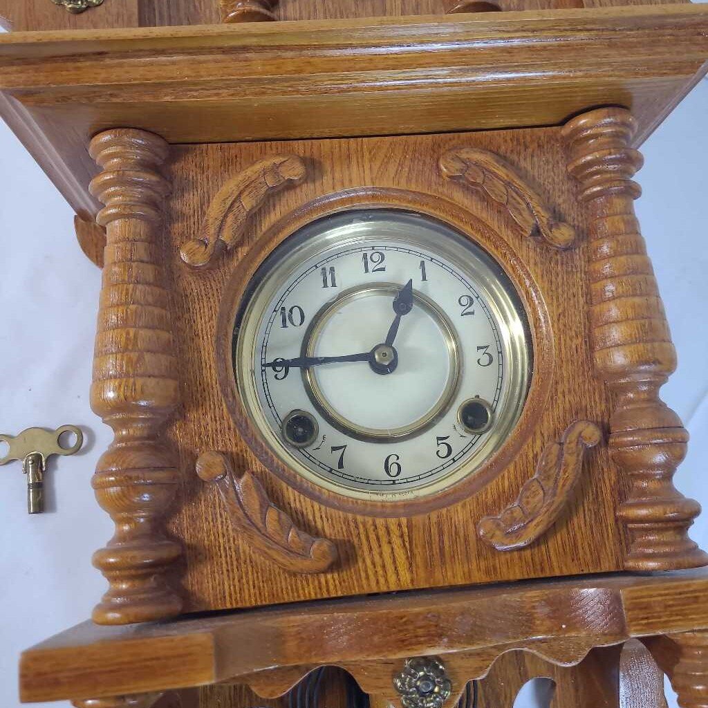 VTG GINGERBREAD OAK WALL CLOCK