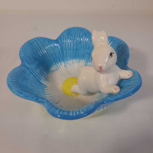CERAMIC RABBIT IN BLUE FLOWER