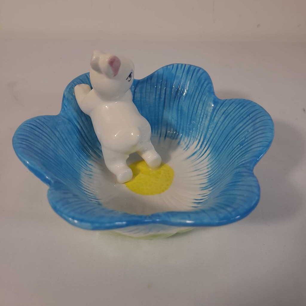 CERAMIC RABBIT IN BLUE FLOWER