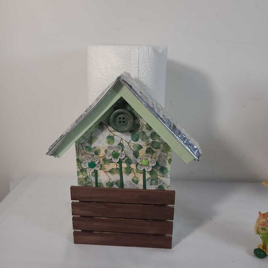 BIRDHOUSE PAPER TOWEL HOLDER