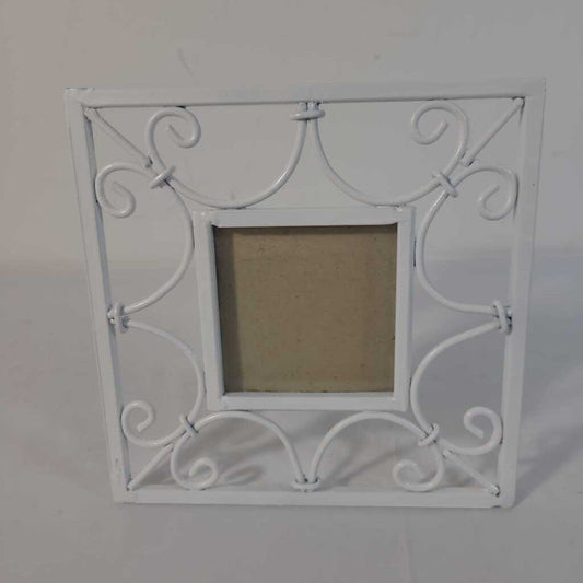 WHITE IRON PICTURE FRAME