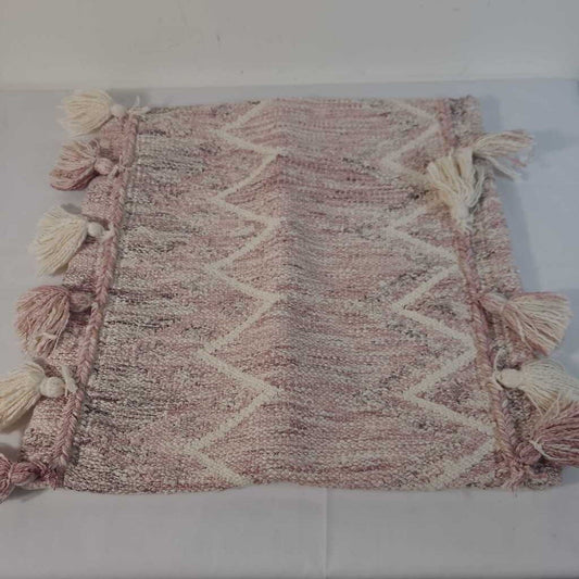 PINK TASSLE PILLOW COVER