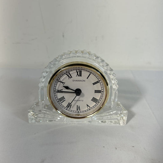VTG SHANNON CRYSTAL DESK CLOCK