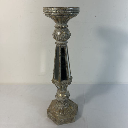 AGED GOLD MIRRORED CANDLE HOLDER