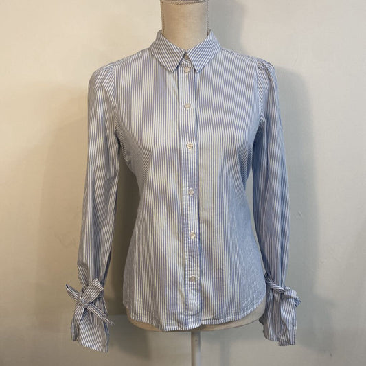 VERA MODA - BLUE/WHITE PINSTRIPE L/S BUTTON-UP W/ BOW SLEEVE ACCENTS