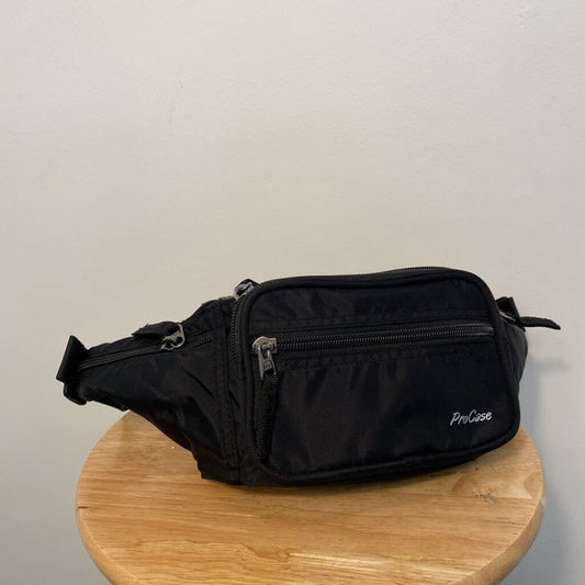 PROCASE - BLACK FANNY PACK