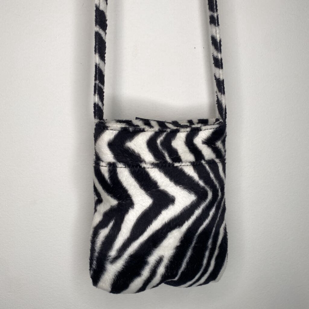 B/W ZEBRA PRINT CROSSBODY PURSE