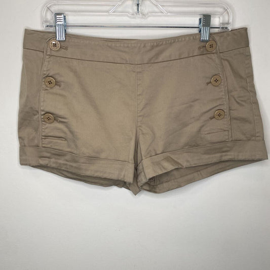 TALULA - KHAKI BUTTONED DRESS SHORTS