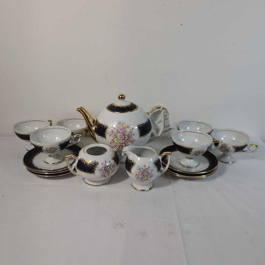 VTG 12 PC PORCELAIN TEA SET
