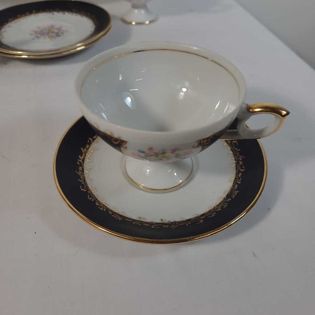 VTG 12 PC PORCELAIN TEA SET