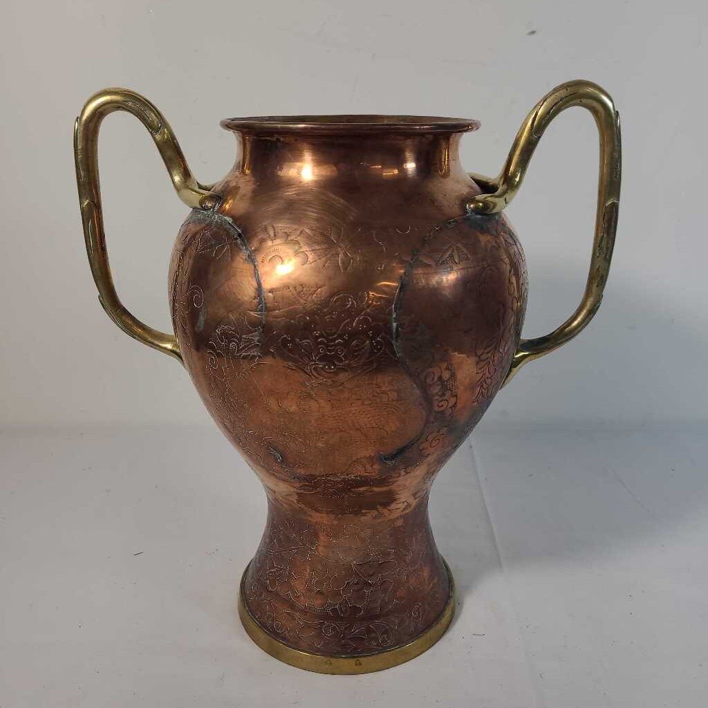 VTG COPPER/BRASS VASE/ URN