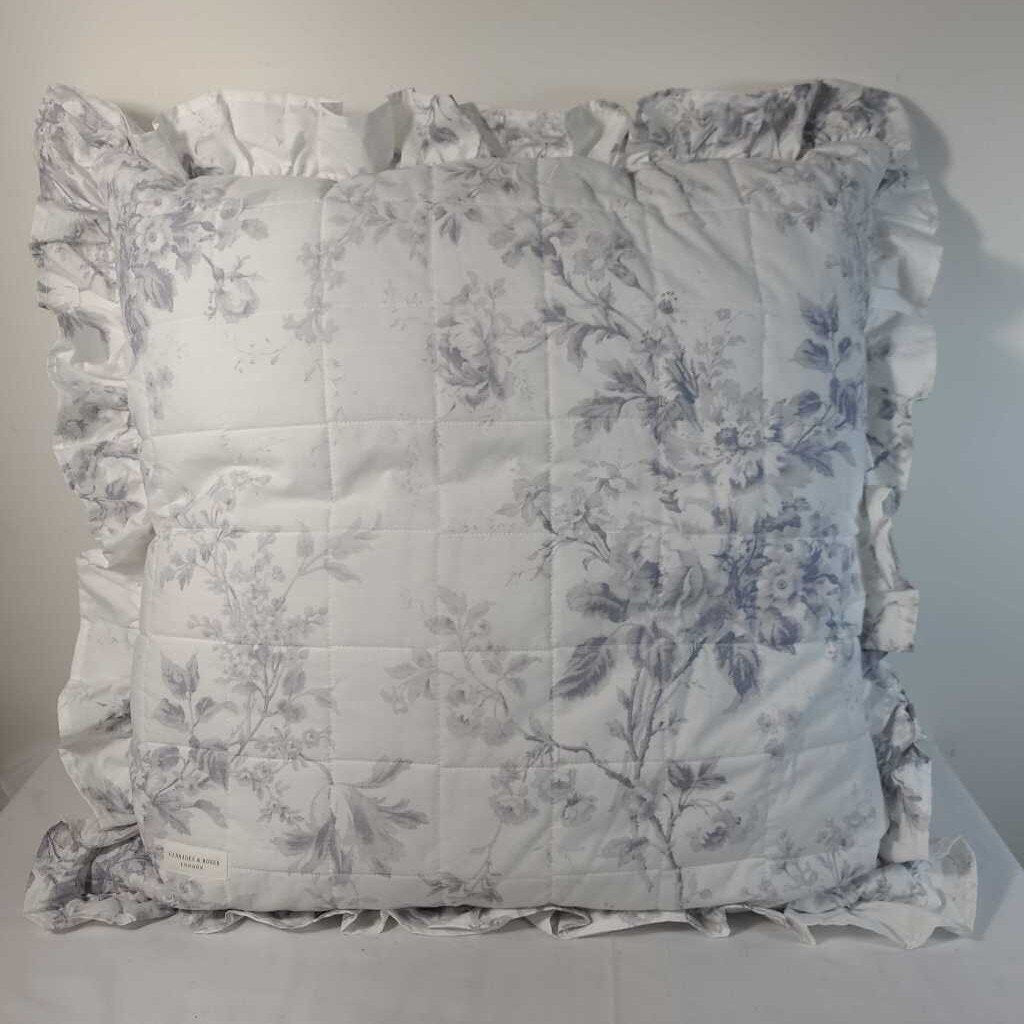 FLORAL OVERSIZED DECORATIVE PILLOW