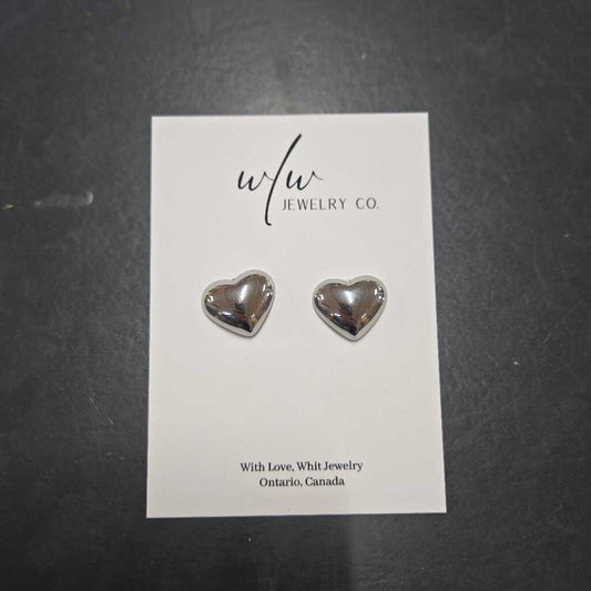 PUFFY HEART STUDS (SILV SS)