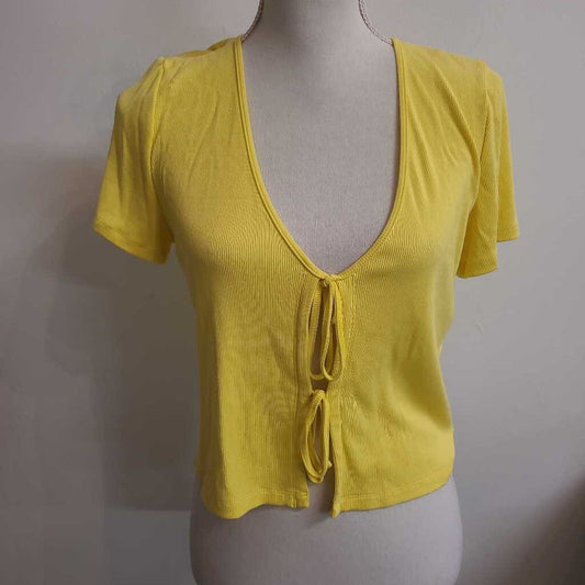 YELLOW TIE FRONT TOP