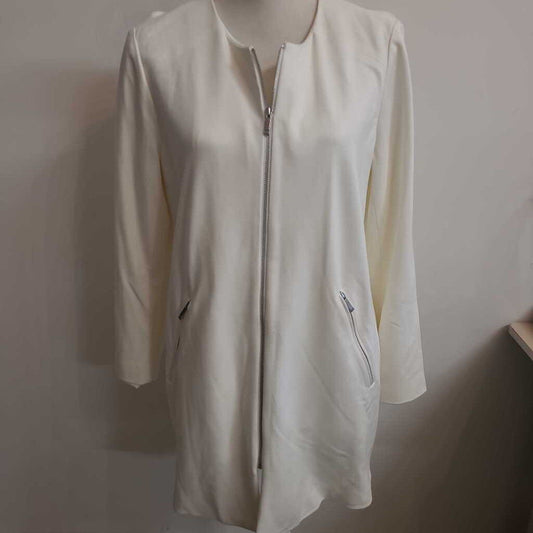 CREAM ZIPPERED LONG JACKET