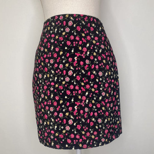ACCOMPLICE - BLACK/PINK FLORAL MINI WRAP SKIRT