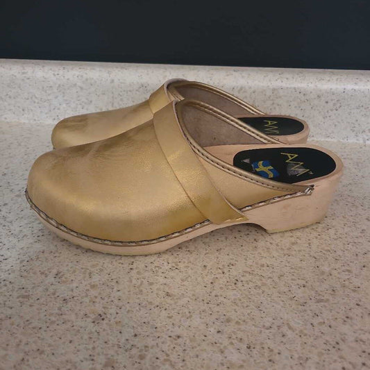SWEDISH CLOGS - GOLD SZ 41