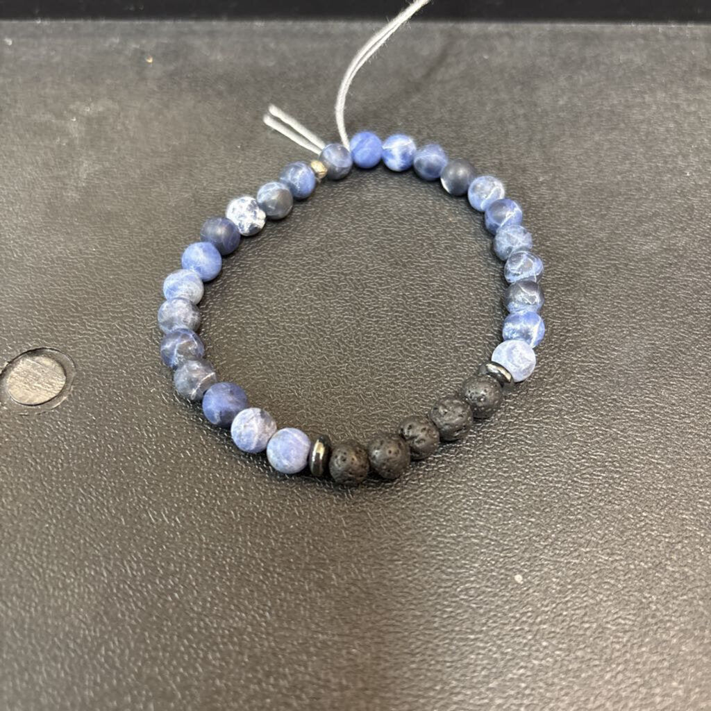 Sodallite 6mm with 5 lava focal 6mm