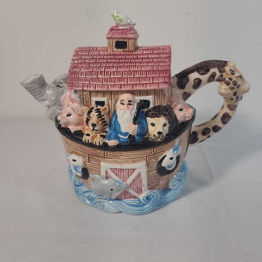 VTG CERAMIC NOAH'S ARK TEAPOT
