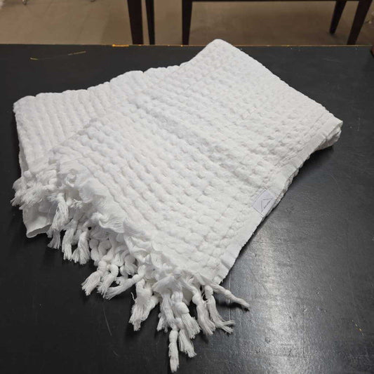 HOUSE OF JUDE COTTON WHITE THROW