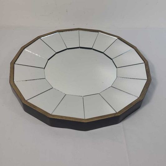 GOLD FINISHES PIE PLATE WALL MIRROR