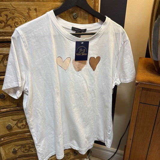 FRENCH CONNECTION WHITE TEE WITH TRIO OF HEARTS
