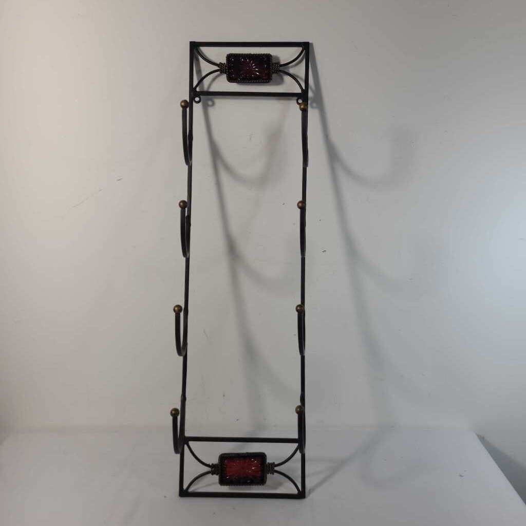 METAL WINE BOTTLE HOLDER