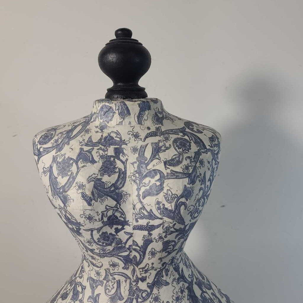 TABLETOP DRESS FORM
