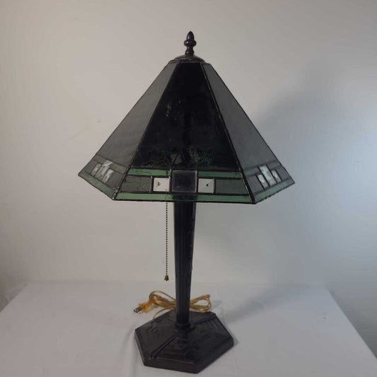 ART DECO STYLE TABLE LAMP
