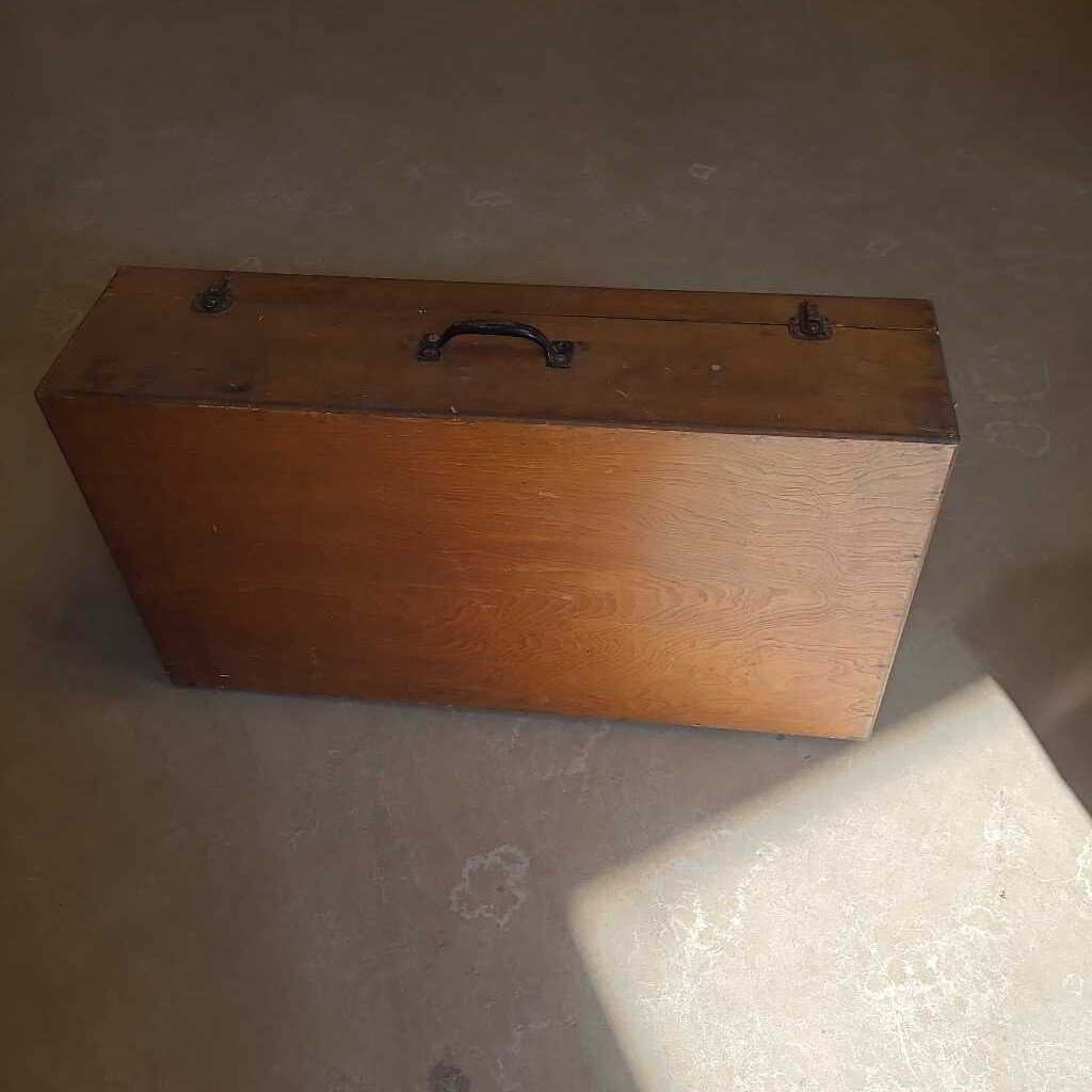 VTG WOODEN FOLDING CARPENTERS TOOL BOX
