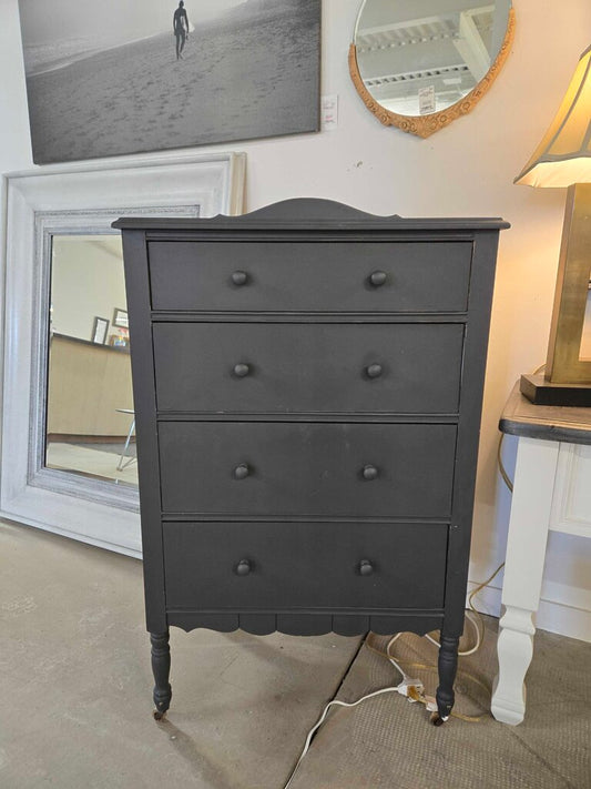 ANTIQUE GREY 4 DRAWER DRESSER