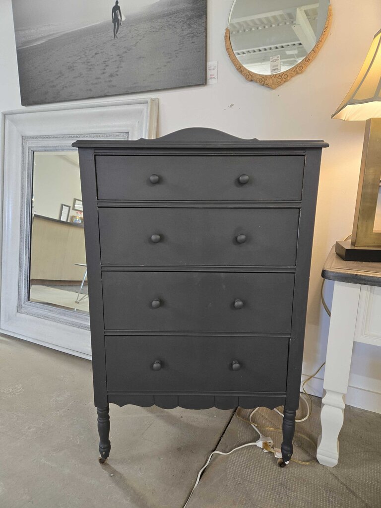 ANTIQUE GREY 4 DRAWER DRESSER