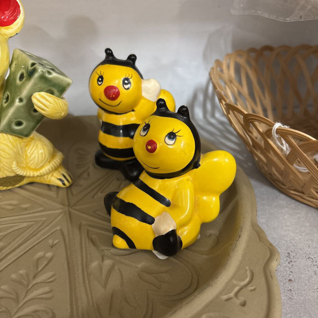 Vntg Bees S&P