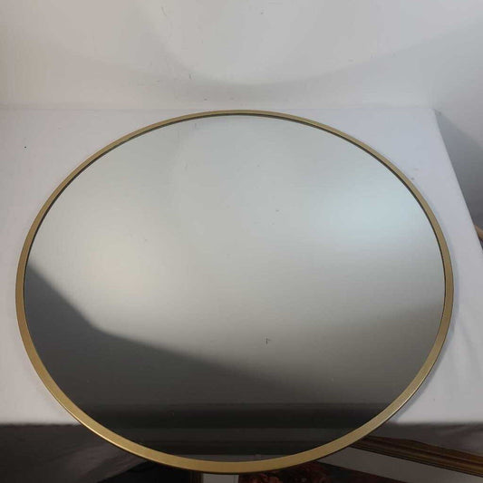 ROUND GOLD FRAMED MIRROR