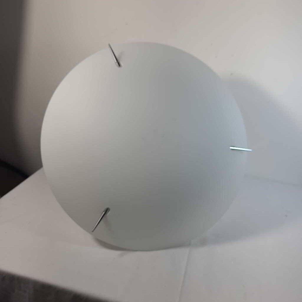 ROUND WHITE/ CHROME HANGING LIGHT