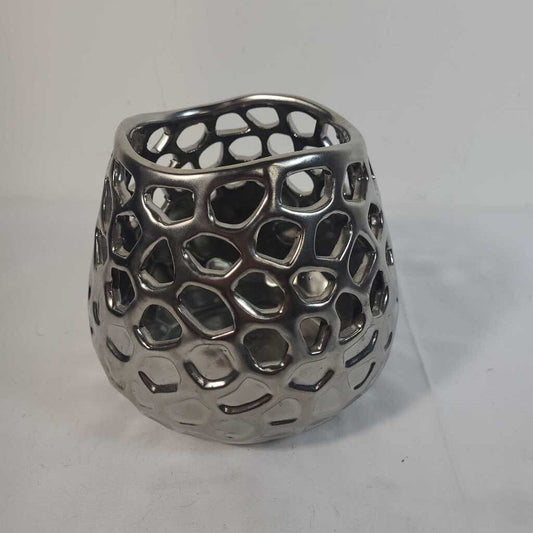 SILVER CANDLE HOLDER