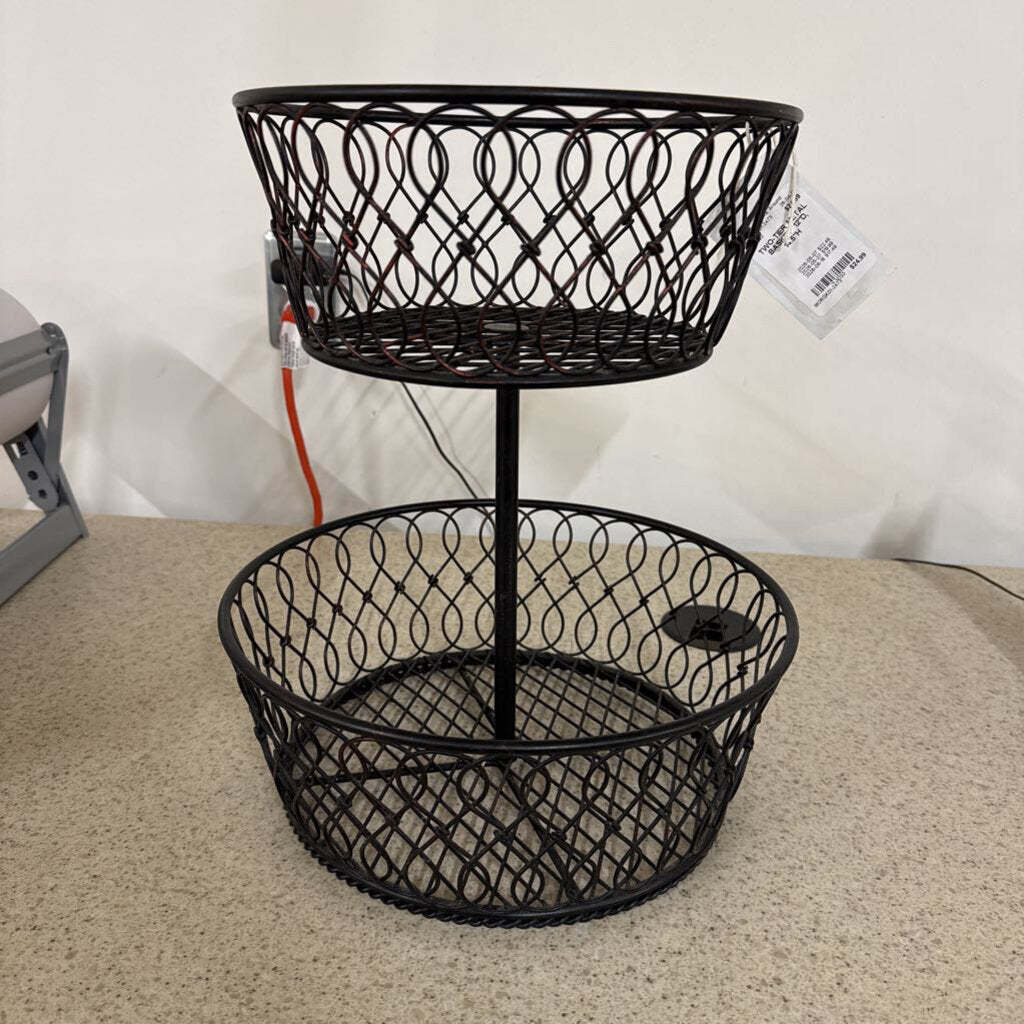 TWO-TIER METAL BASKET